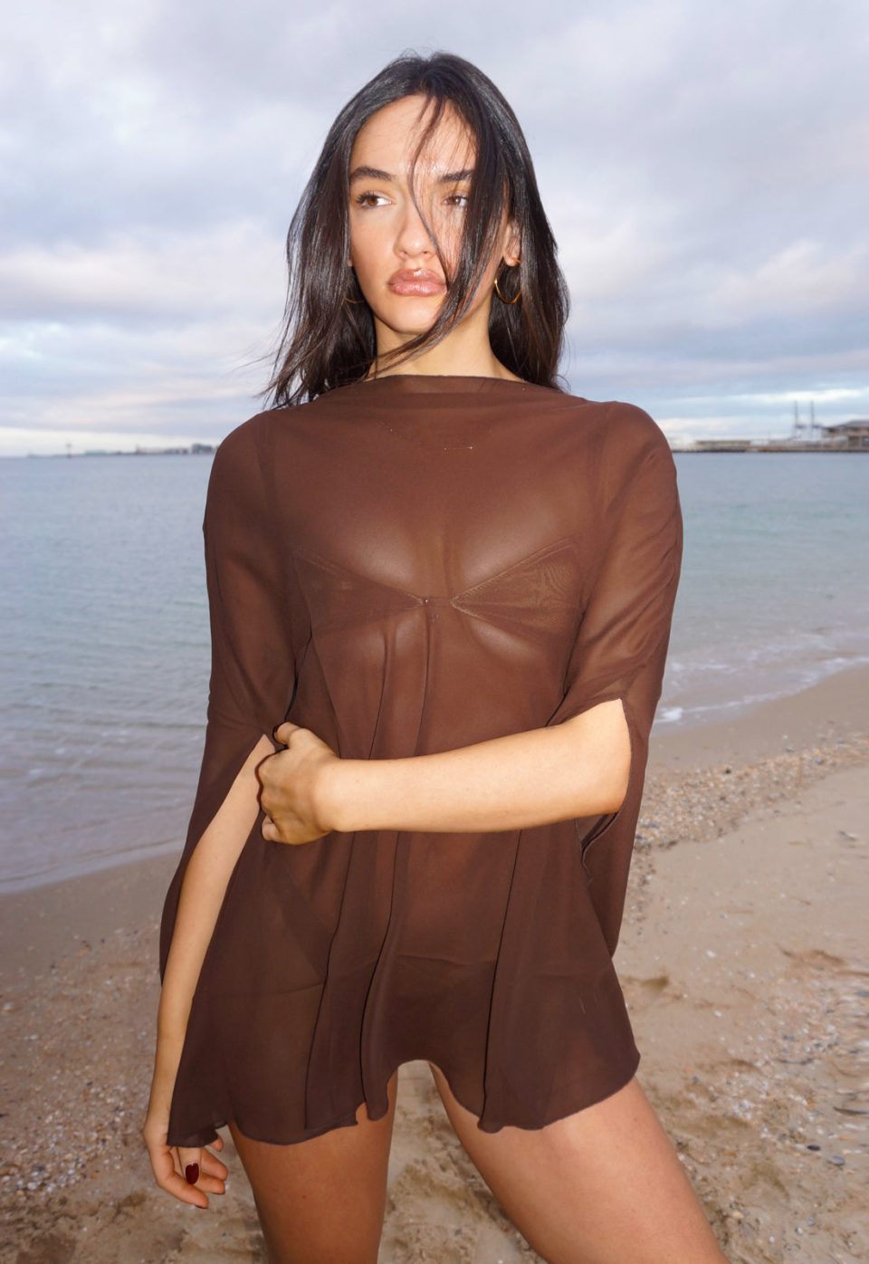 AURA PONCHO - CHOCOLATE